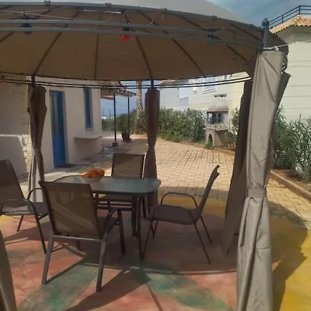 Rosa Kreta / Old Apartment